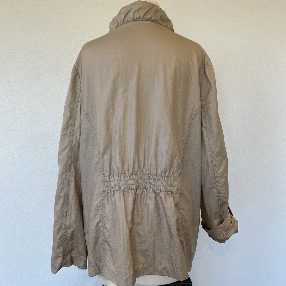 Chico's 3 Women's Large Weekends Taupe Snap Front Windbreaker Lightweight Jacket